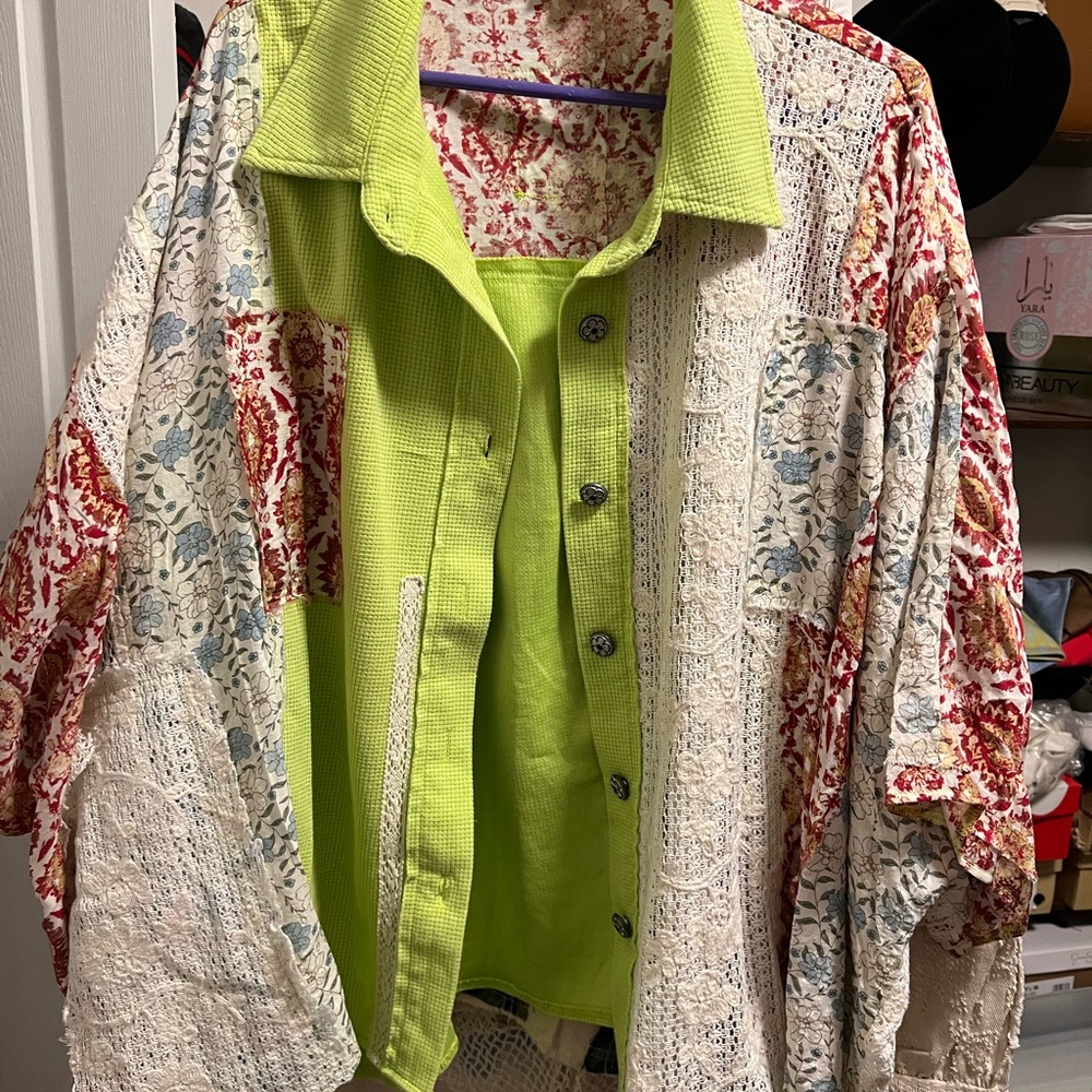 POL Floral Patchwork Button-Up Top - Picture 2 of 2